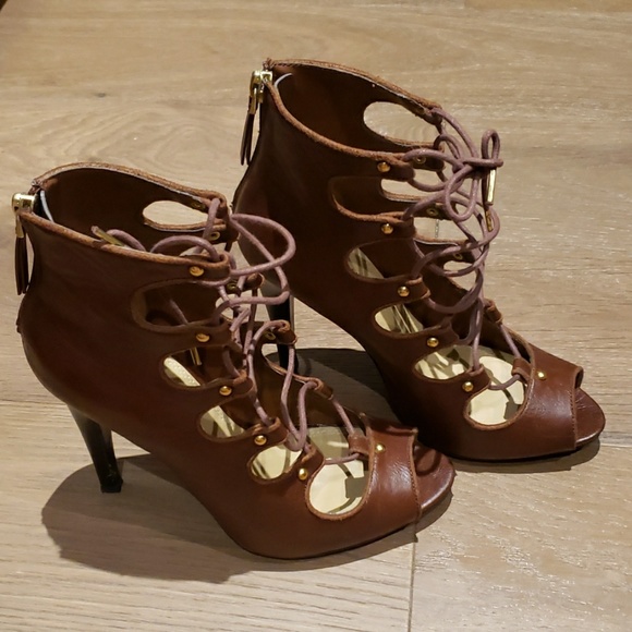 Call it Spring Zaslow 👠 - Picture 5 of 8